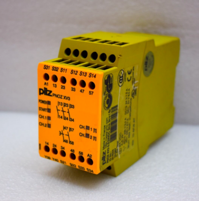 774544 | PILZ | PNOZ XV3 0.5/24VDC 3n/o 2n/o t fix